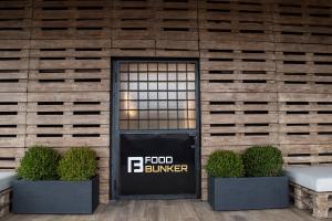 Porta Food Bunker